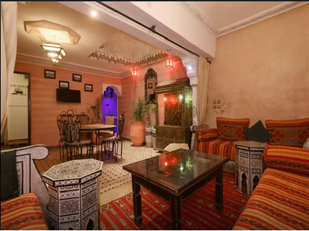 Riad Maison Aicha Marrakesh Exterior photo